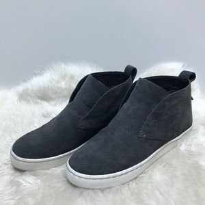 Dolce Vita Slip On Sneaker • Size 6.5